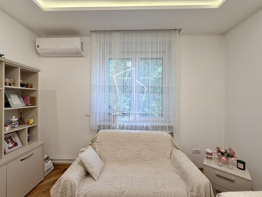Stan na prodaju u Beogradu, Vračar (Hram), dvosoban, 39m2, cena 240000 evra
