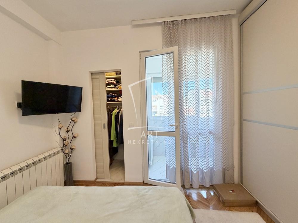 Stan na prodaju u Beogradu, Vračar (Hram), dvosoban, 39m2, cena 240000 evra