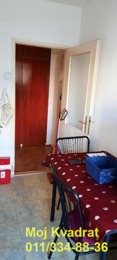 Stan na prodaju u Beogradu, Vračar (Centar), dvosoban, 48m2, cena 230000 evra