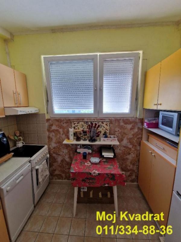 Stan na prodaju u Beogradu, Novi Beograd blok 7 (Paviljoni), dvoiposoban, 43m2, cena 140000 evra
