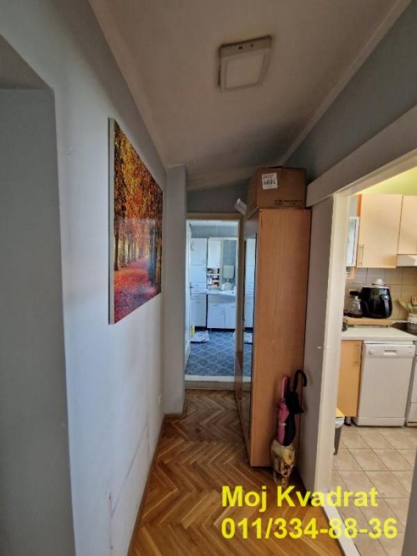 Stan na prodaju u Beogradu, Novi Beograd blok 7 (Paviljoni), dvoiposoban, 43m2, cena 140000 evra