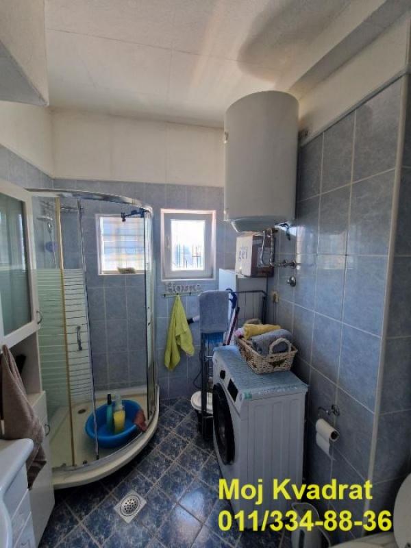 Stan na prodaju u Beogradu, Novi Beograd blok 7 (Paviljoni), dvoiposoban, 43m2, cena 140000 evra