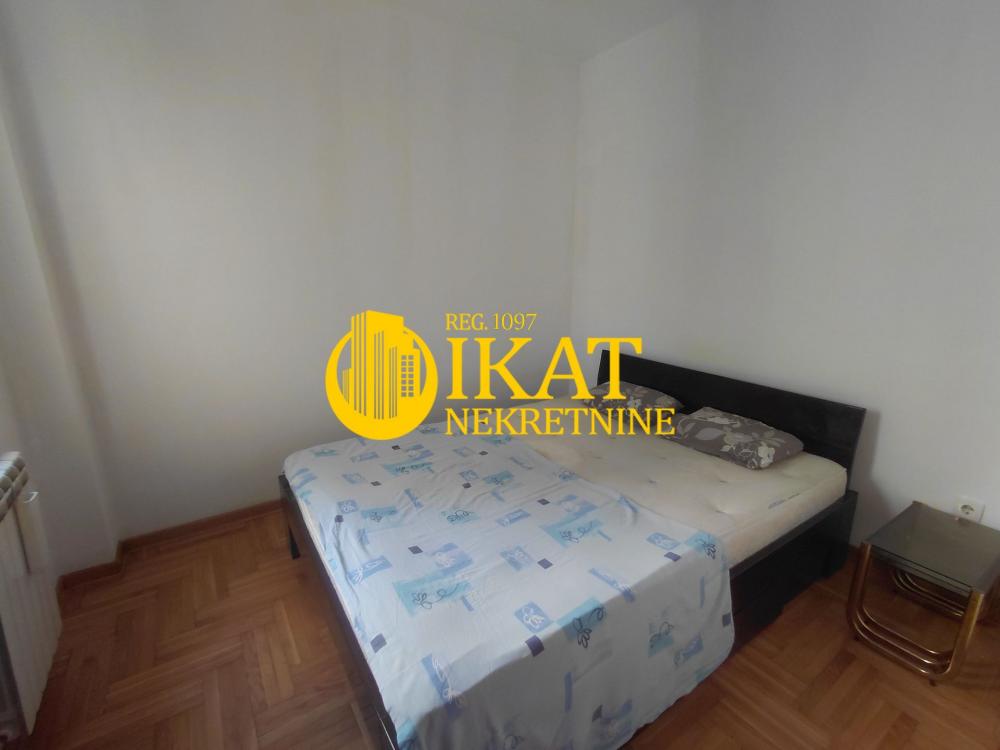 Stan na prodaju u Beogradu, Crveni Krst, dvoiposoban, 57m2, cena 248500 evra