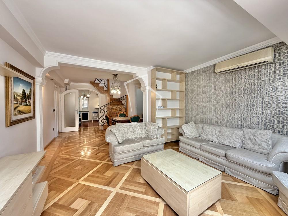 Stan na prodaju u Beogradu, Savski venac, cetvorosoban, 91m2, cena 350000 evra