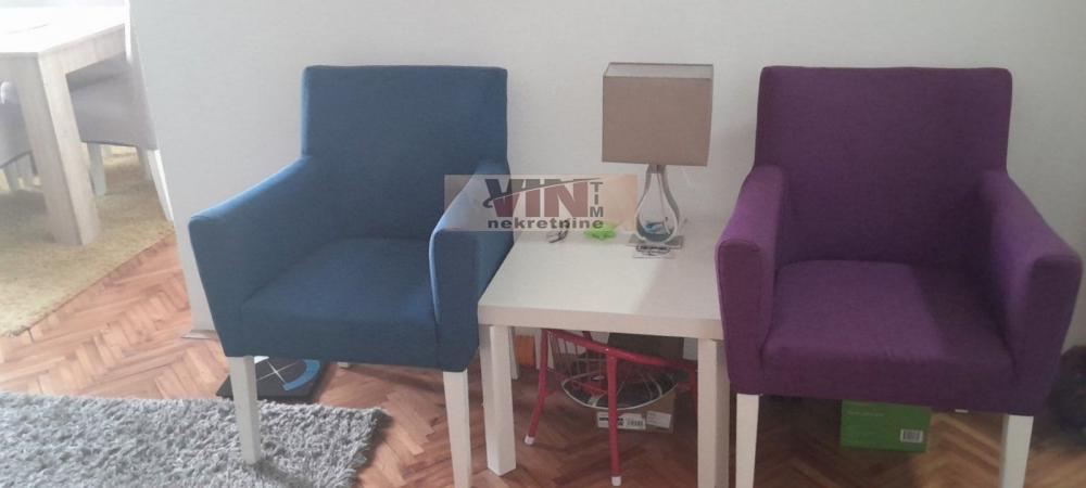 Stan na prodaju u Beogradu, Karaburma, dvoiposoban, 70m2, cena 135000 evra