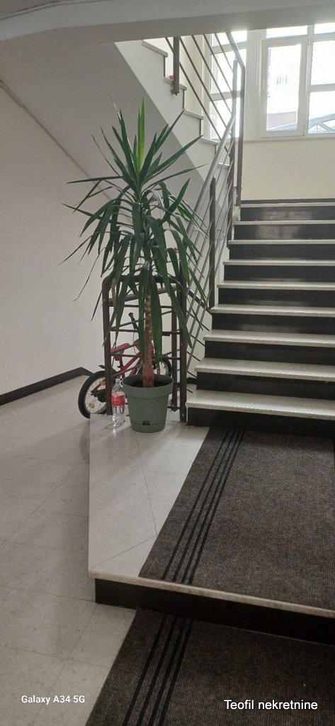 Stan na prodaju u Beogradu, Vračar, dvosoban, 58m2, cena 220000 evra