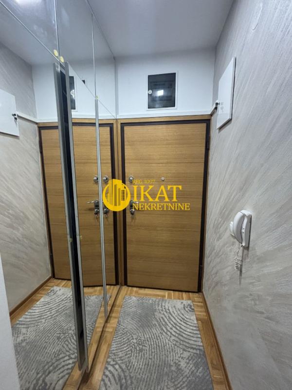 Stan na prodaju u Beogradu, Konjarnik, trosoban, 69m2, cena 250000 evra