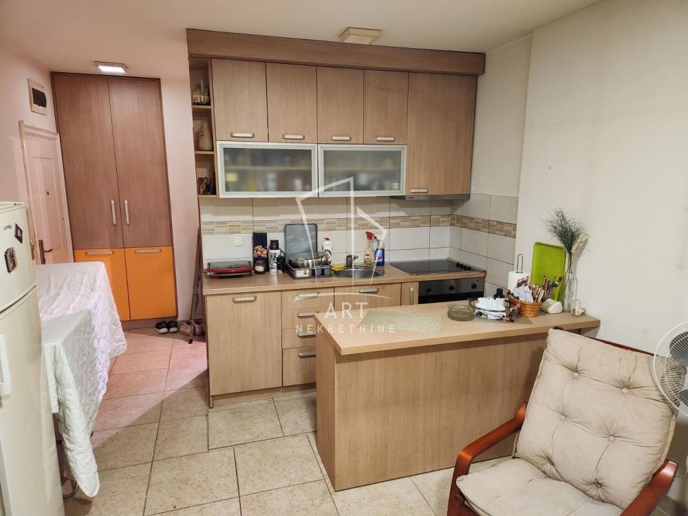 Stan na prodaju u Beogradu, Novi Grad, 26m2, cena 67000 evra