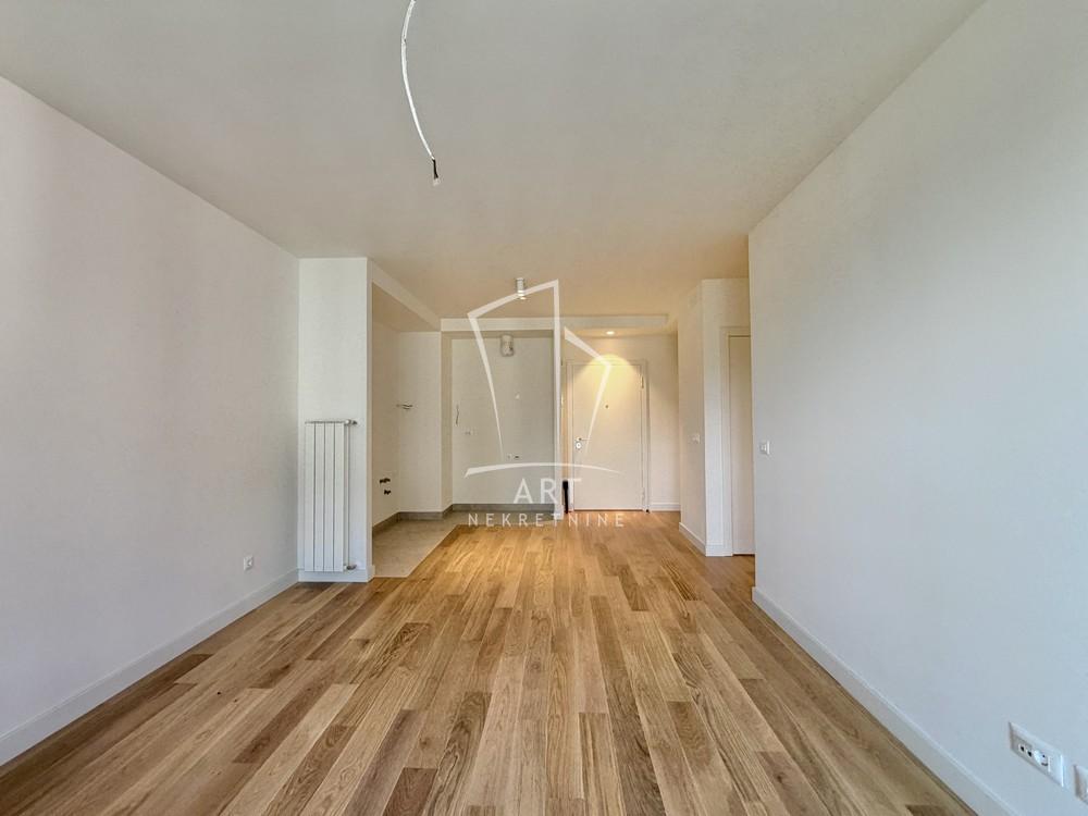 Stan na prodaju u Beogradu, Beograd na vodi, trosoban, 74m2, cena 329000 evra