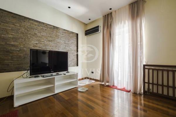 Stan na prodaju u Beogradu, Autokomanda, 274m2, cena 860000 evra