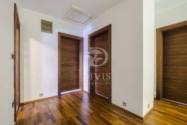 Stan na prodaju u Beogradu, Autokomanda, 274m2, cena 860000 evra