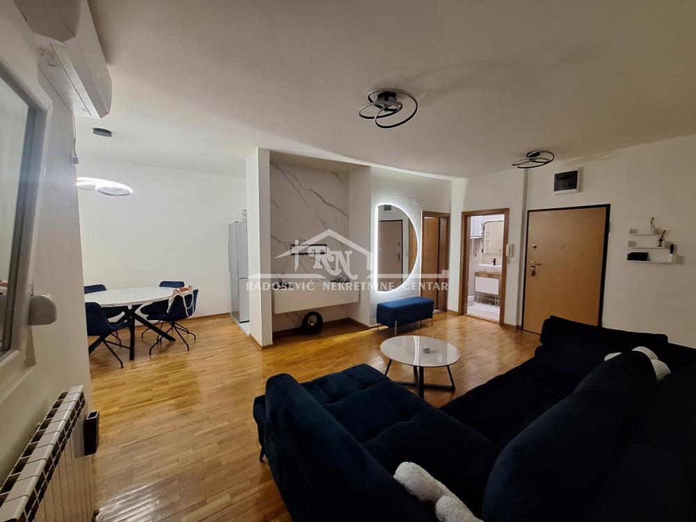 Stan na prodaju u Beogradu, Novi Beograd blok 63, dvosoban, 51m2, cena 232000 evra