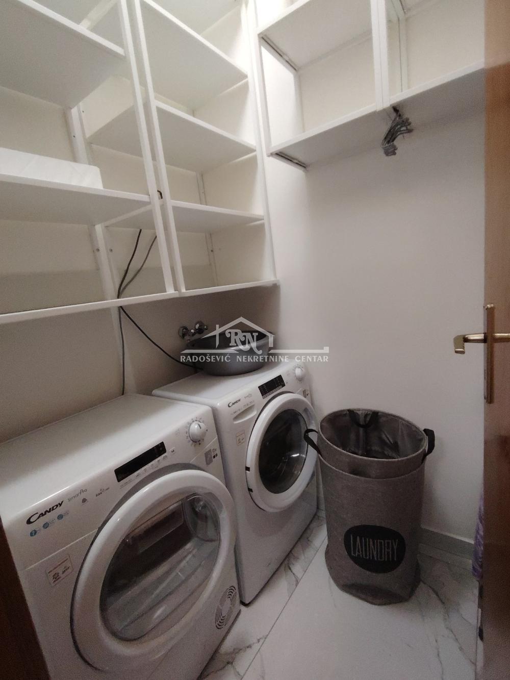 Stan na prodaju u Beogradu, Novi Beograd blok 63, dvosoban, 51m2, cena 232000 evra