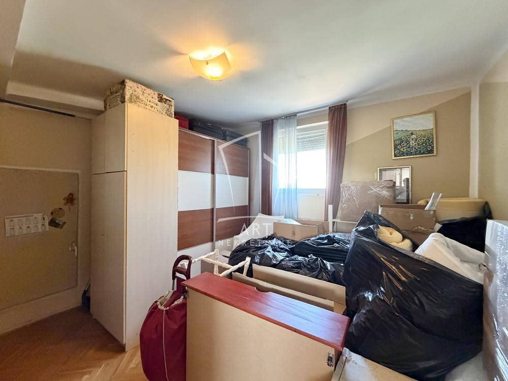 Stan na prodaju u Beogradu, Novi Beograd, jednoiposoban, 43m2, cena 140000 evra