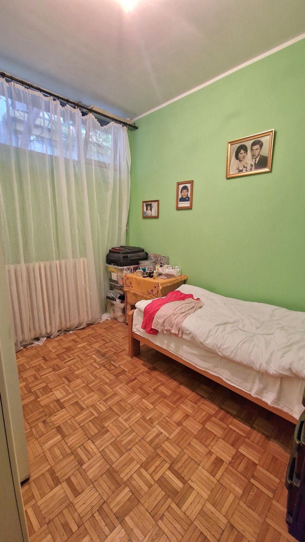 Stan na prodaju u Beogradu, Novi Beograd, dvoiposoban, 59m2, cena 215000 evra