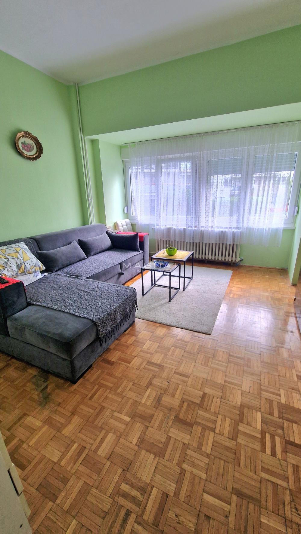 Stan na prodaju u Beogradu, Novi Beograd, dvoiposoban, 59m2, cena 215000 evra