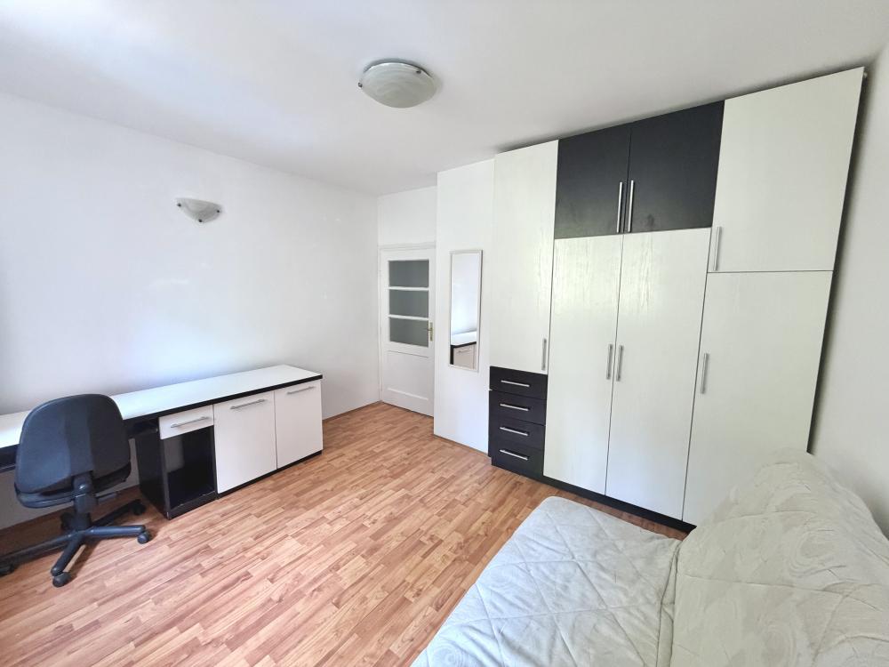 Stan na prodaju u Beogradu, Karaburma, jednosoban, 35m2, cena 110000 evra