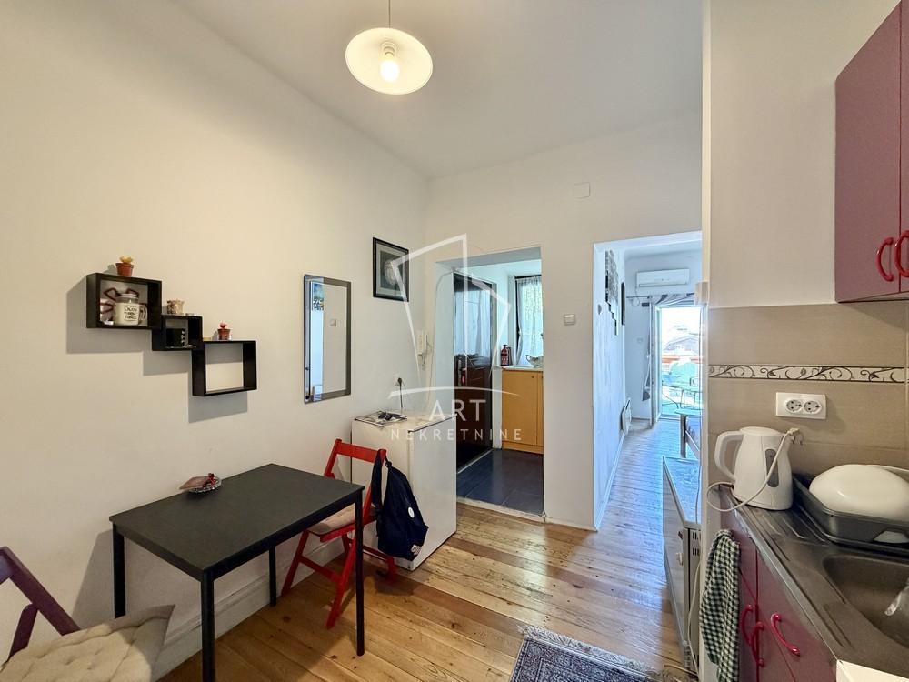 Stan na prodaju u Beogradu, Stari grad, jednosoban, 43m2, cena 154000 evra
