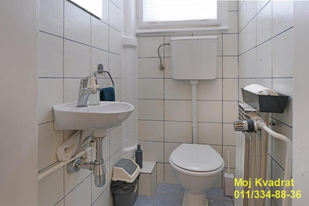 Stan na prodaju u Beogradu, Profesorska kolonija, trosoban, 84m2, cena 350000 evra