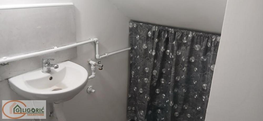 Stan na prodaju u Beogradu, Zemun polje, jednosoban, 27m2, cena 59000 evra
