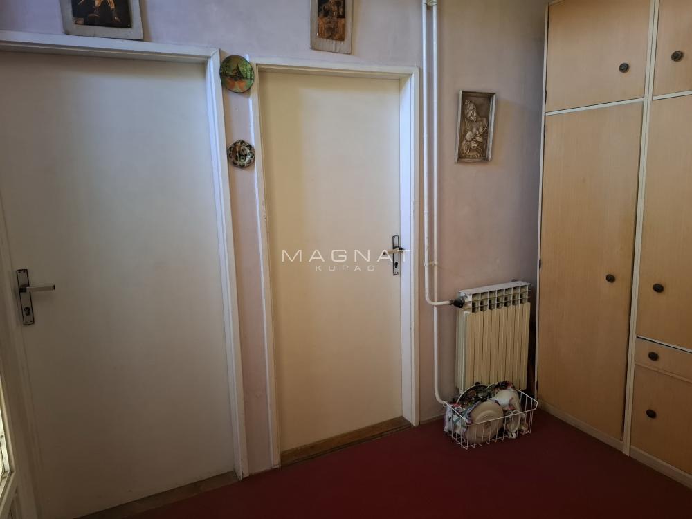 Stan na prodaju u Beogradu, Žarkovo, 120m2, cena 145000 evra