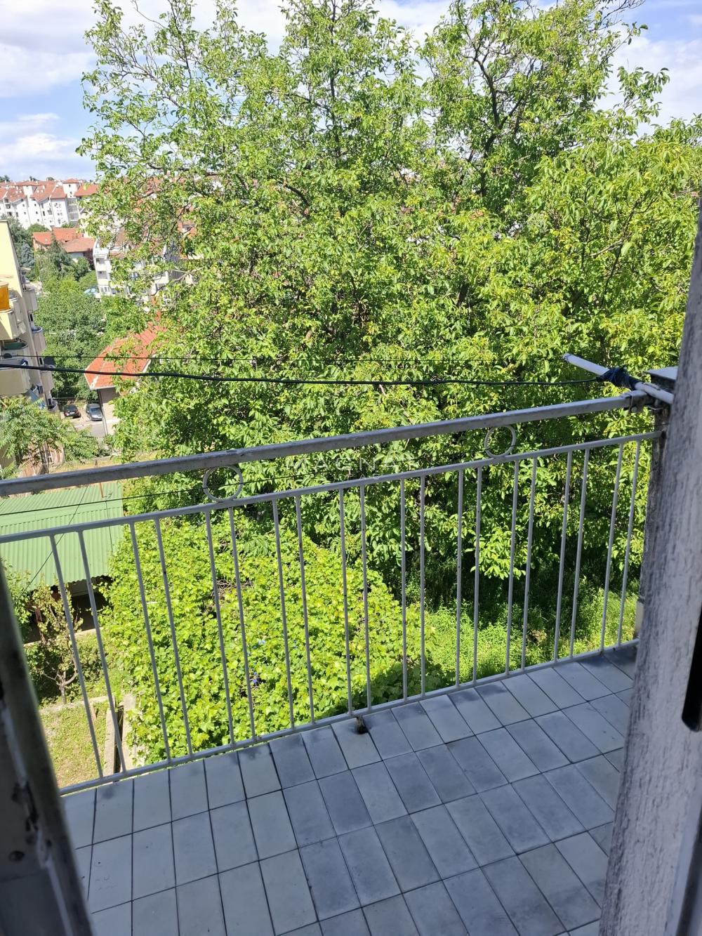 Stan na prodaju u Beogradu, Žarkovo, 120m2, cena 145000 evra