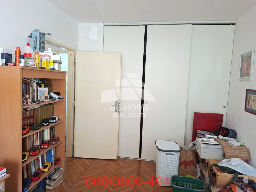 Stan na prodaju u Beogradu, Zvezdara 2, troiposoban, 62m2, cena 200000 evra