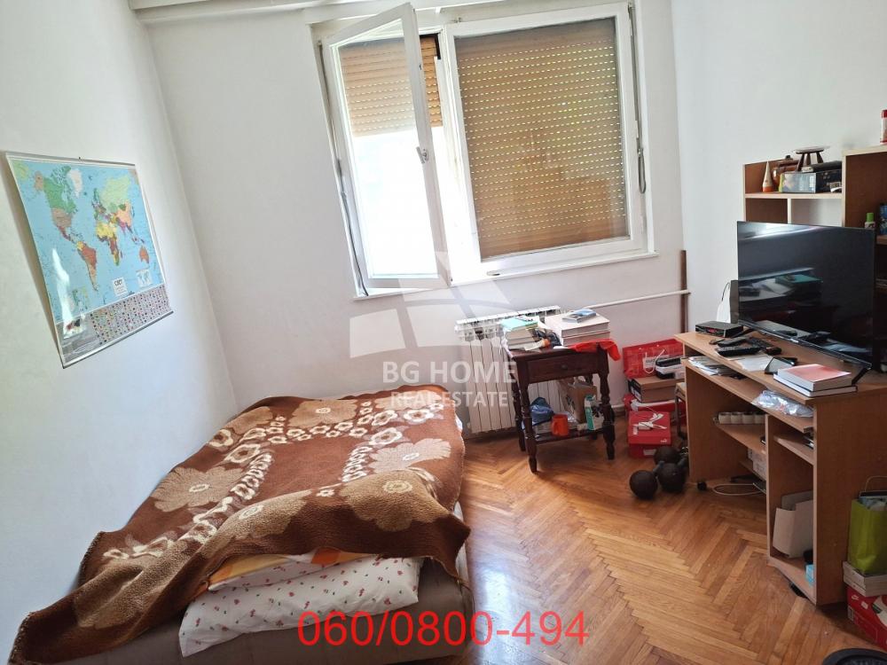 Stan na prodaju u Beogradu, Zvezdara 2, troiposoban, 62m2, cena 200000 evra