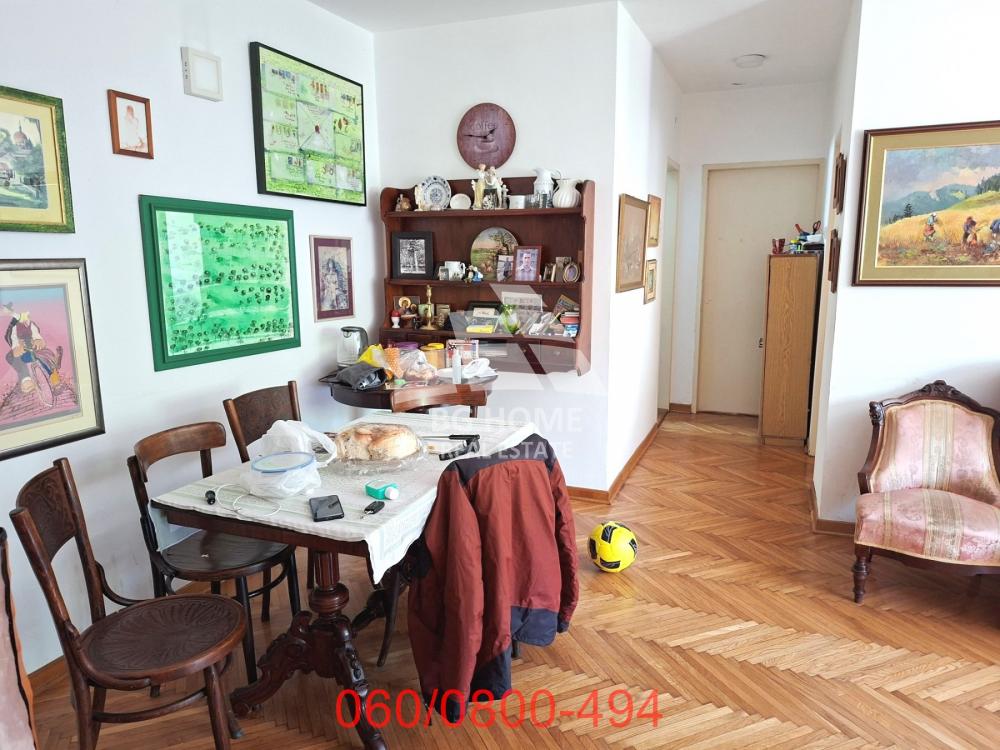 Stan na prodaju u Beogradu, Zvezdara 2, troiposoban, 62m2, cena 200000 evra