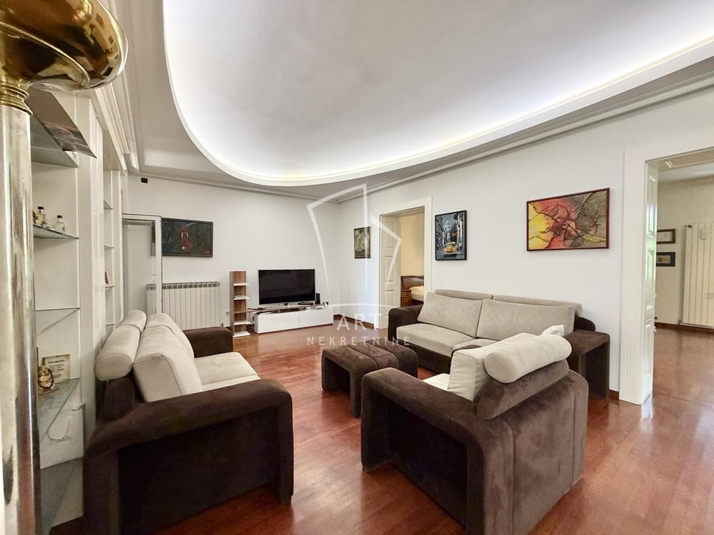 Stan na prodaju u Beogradu, Vračar, cetvorosoban, 127m2, cena 560000 evra