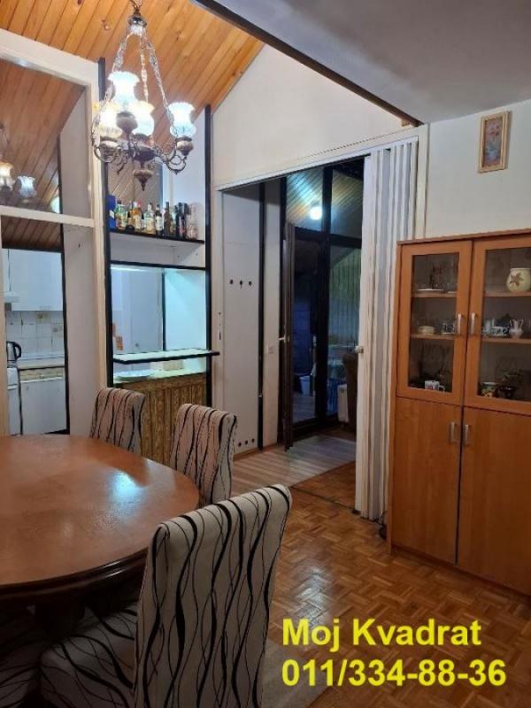Stan na prodaju u Beogradu, Cerak vinogradi, cetvorosoban, 83m2, cena 248000 evra