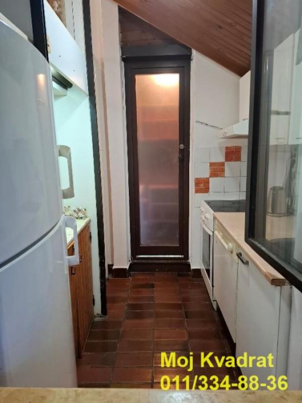 Stan na prodaju u Beogradu, Cerak vinogradi, cetvorosoban, 83m2, cena 248000 evra