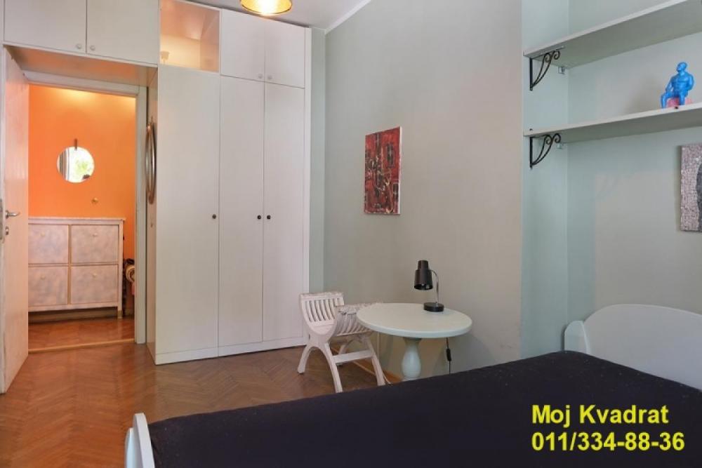 Stan na prodaju u Beogradu, Terazije, dvosoban, 60m2, cena 280500 evra