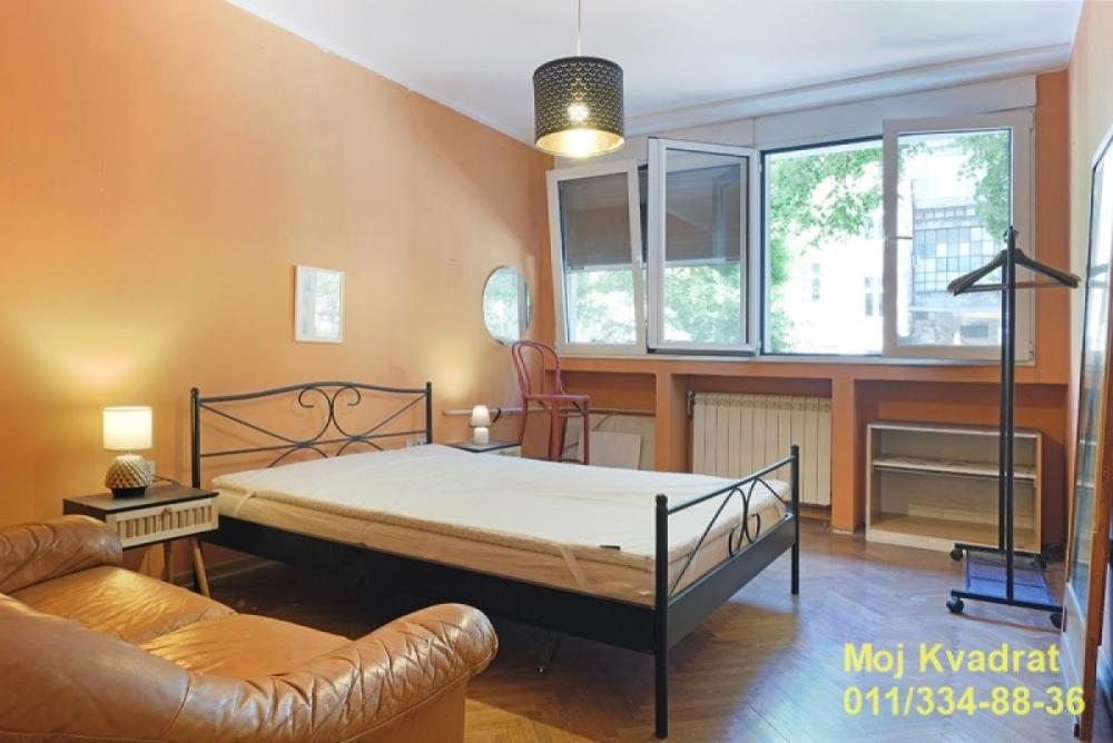 Stan na prodaju u Beogradu, Terazije, dvosoban, 60m2, cena 280500 evra