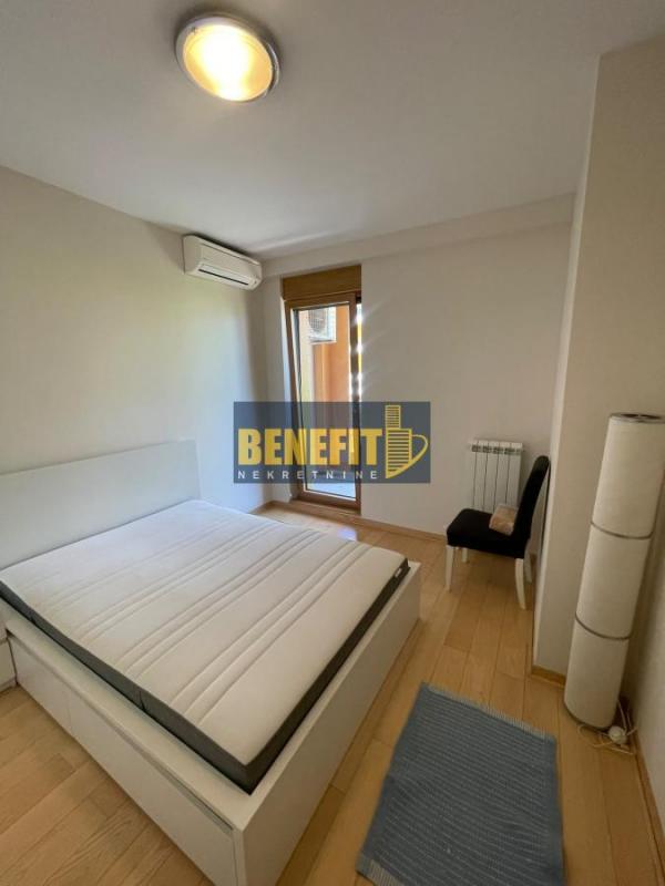 Stan na prodaju u Beogradu, Palilula, dvosoban, 54m2, cena 273000 evra
