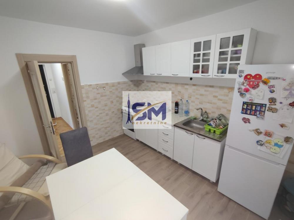 Stan na prodaju u Beogradu, Karaburma, dvosoban, 56m2, cena 165000 evra