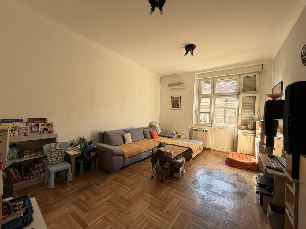 Stan na prodaju u Beogradu, Savski venac, 106m2, cena 418700 evra