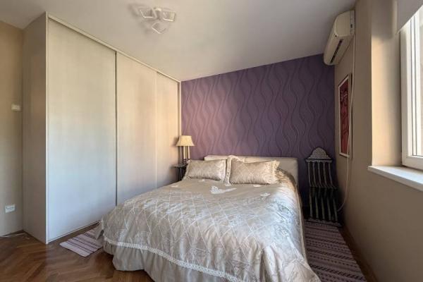 Stan na prodaju u Beogradu, Crveni Krst, troiposoban, 90m2, cena 430000 evra