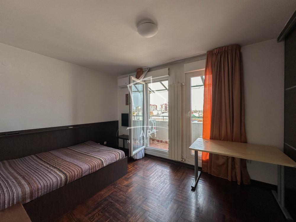 Stan na prodaju u Beogradu, Palilula, trosoban, 120m2, cena 540000 evra