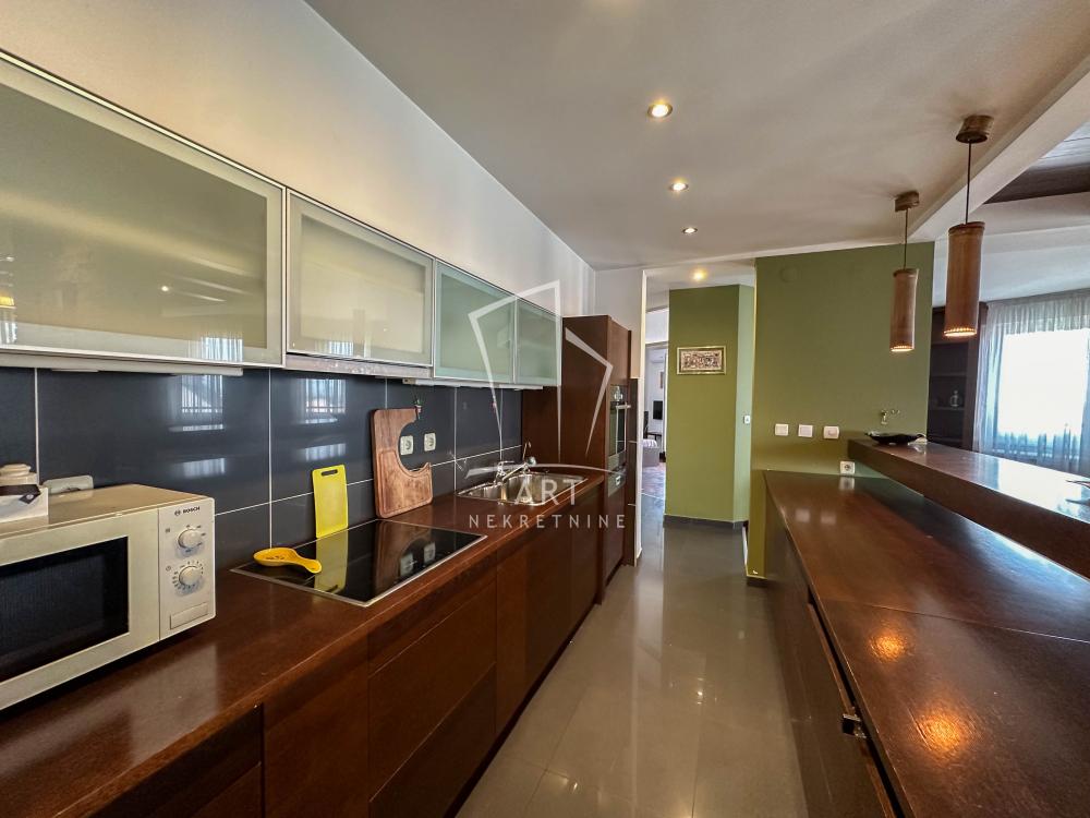 Stan na prodaju u Beogradu, Palilula, trosoban, 120m2, cena 540000 evra