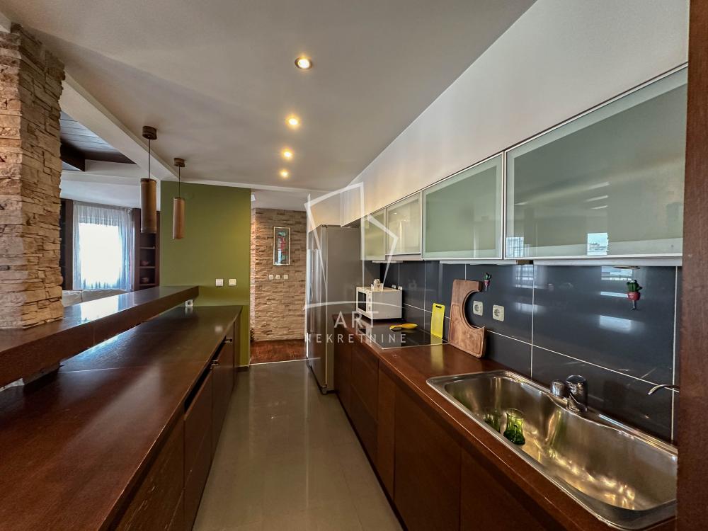 Stan na prodaju u Beogradu, Palilula, trosoban, 120m2, cena 540000 evra