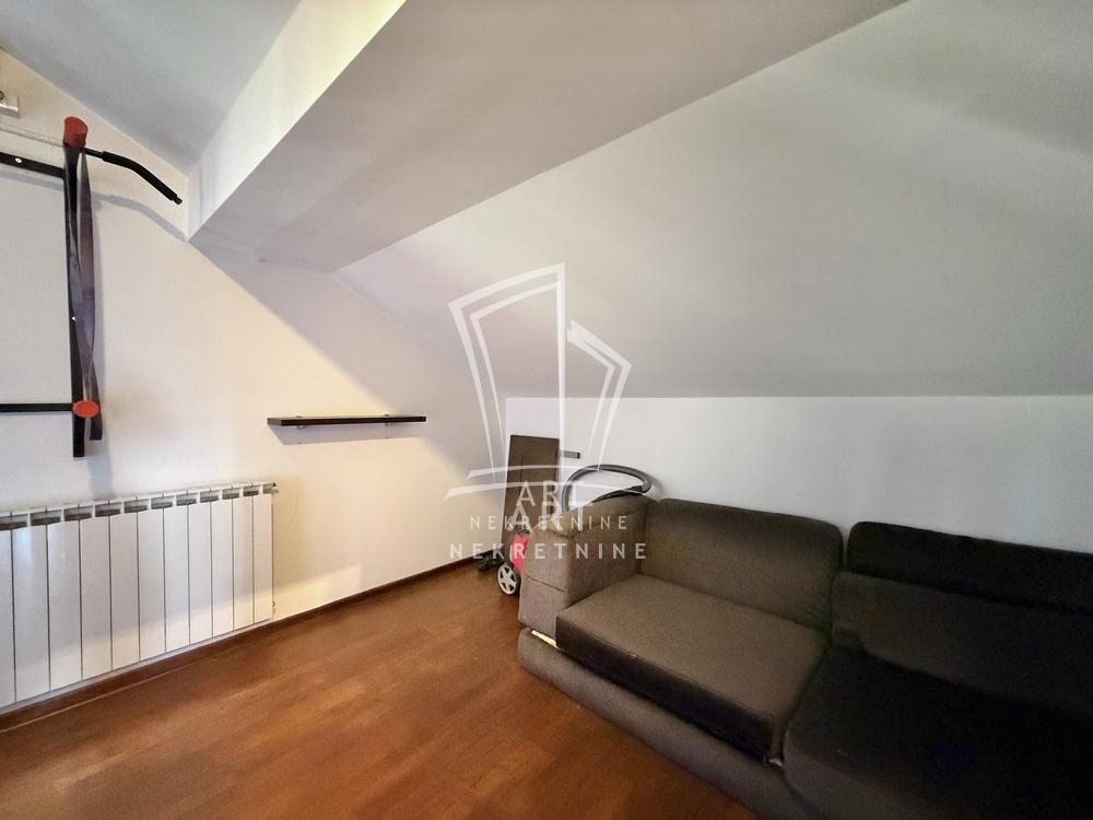 Stan na prodaju u Beogradu, Autokomanda, cetvorosoban, 115m2, cena 380000 evra