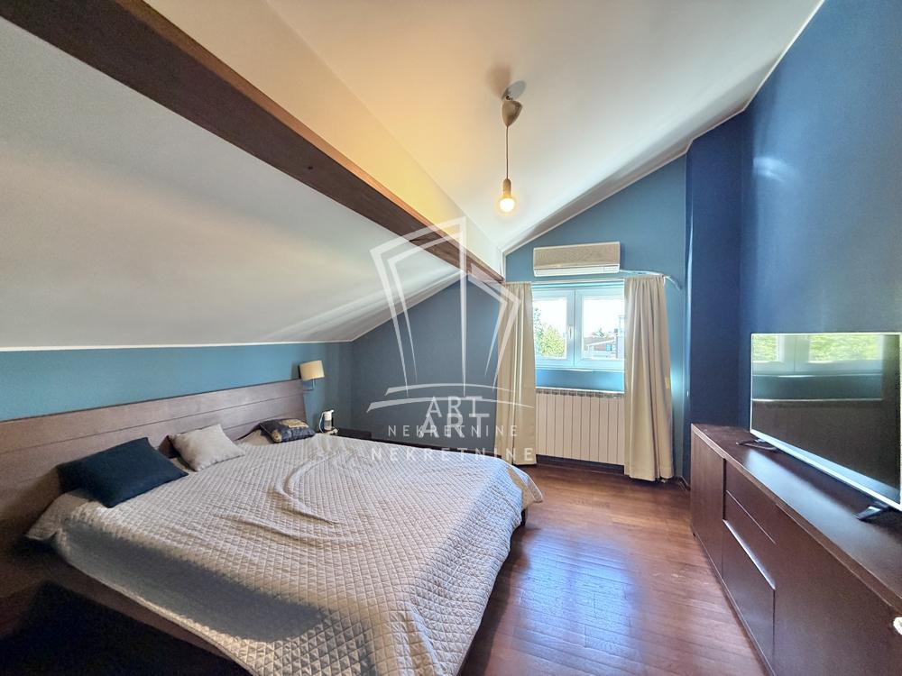 Stan na prodaju u Beogradu, Autokomanda, cetvorosoban, 115m2, cena 380000 evra