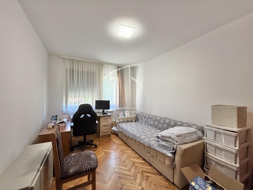 Stan na prodaju u Beogradu, Konjarnik, cetvorosoban, 150m2, cena 370000 evra