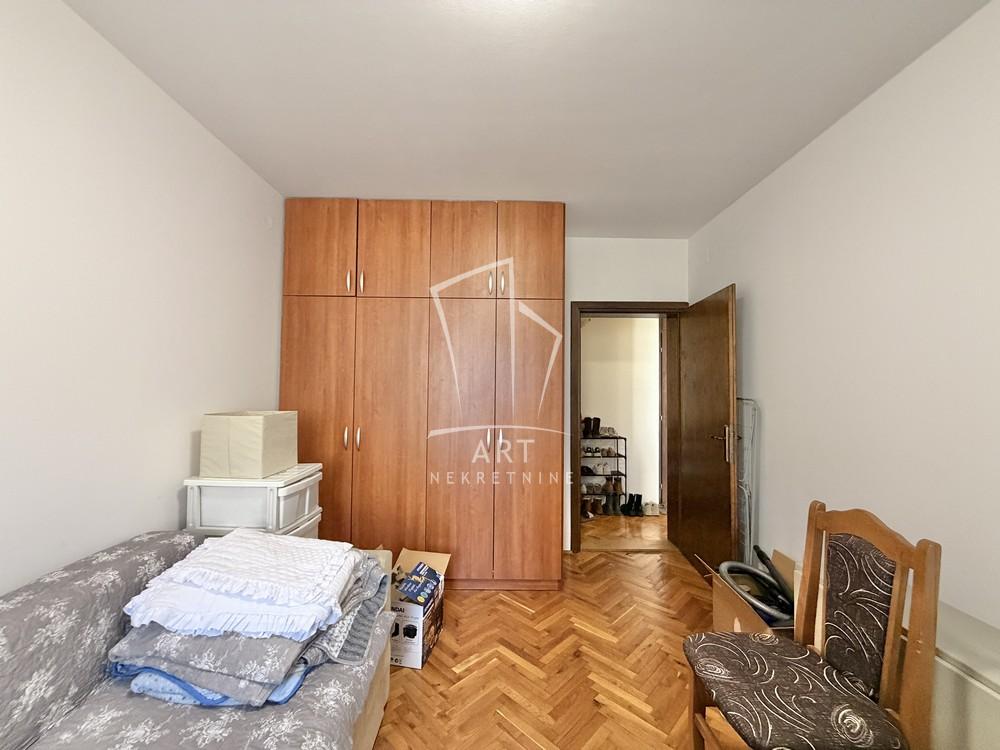 Stan na prodaju u Beogradu, Konjarnik, cetvorosoban, 150m2, cena 370000 evra