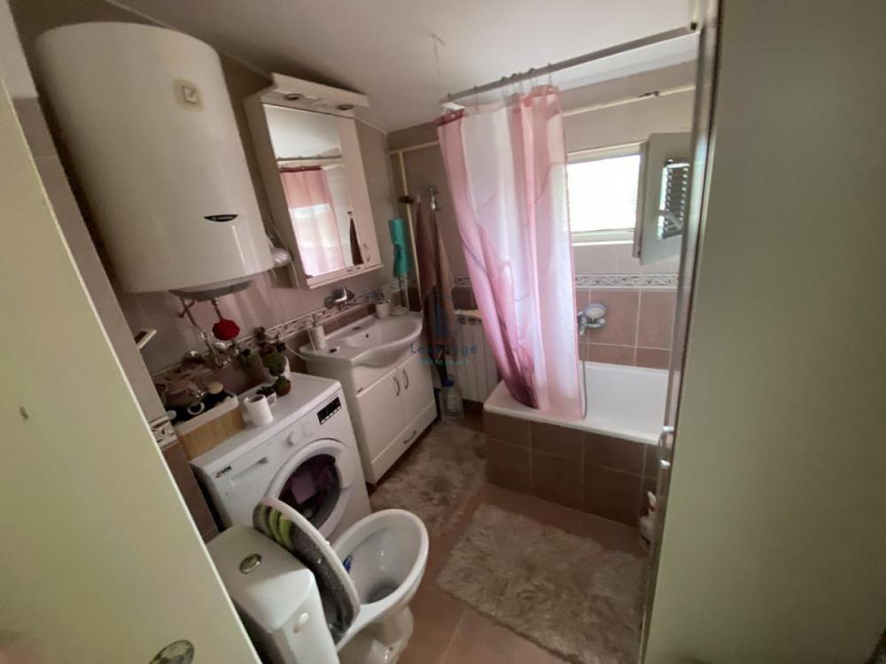 Stan na prodaju u Beogradu, Rakovica, dvosoban, 47m2, cena 124500 evra