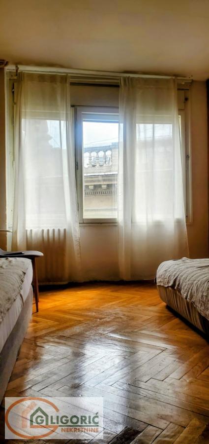 Stan na prodaju u Beogradu, Stari grad, trosoban, 68m2, cena 570000 evra