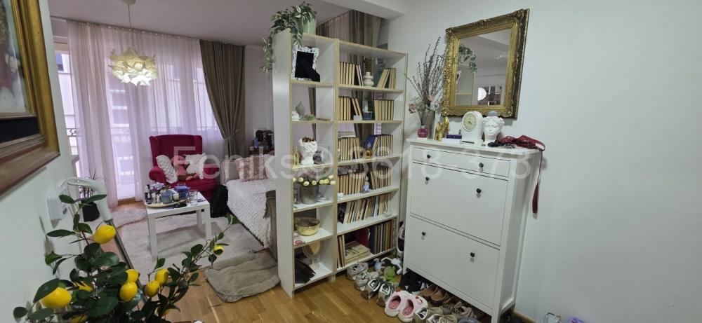 Stan na prodaju u Beogradu, Mirijevo, trosoban, 59m2, cena 185000 evra