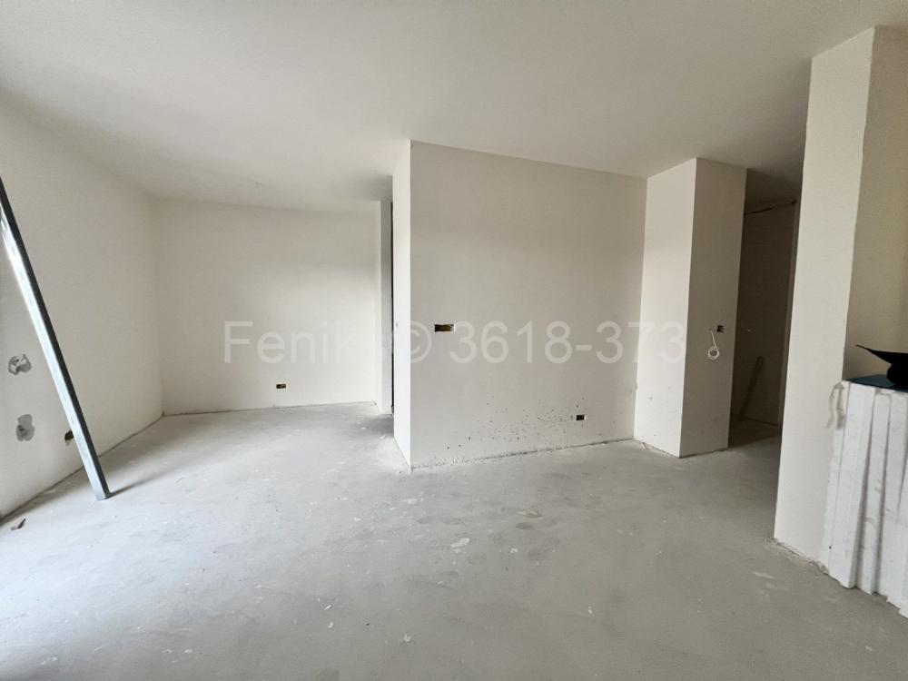 Stan na prodaju u Beogradu, Šumice, troiposoban, 84m2, cena 294385 evra