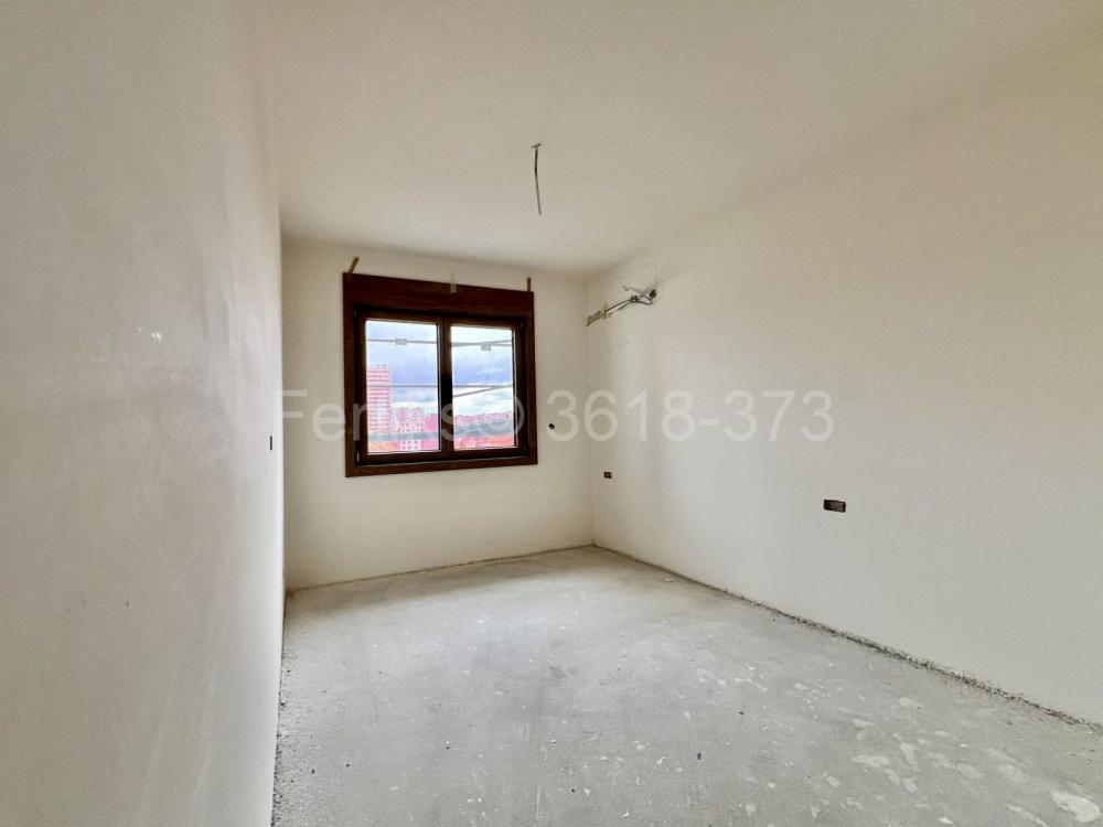 Stan na prodaju u Beogradu, Šumice, troiposoban, 84m2, cena 294385 evra